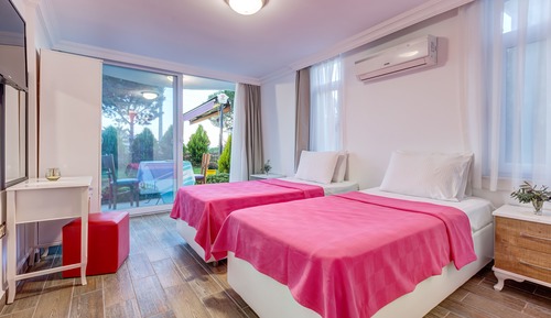 Habitación estándar con 2 camas individuales, vistas al jardín