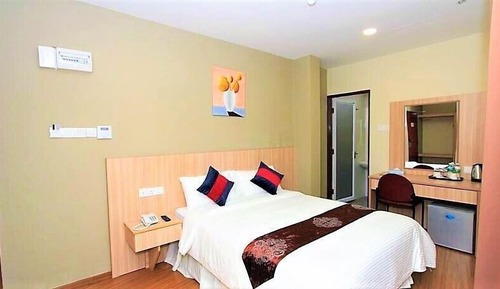 Habitación estándar doble, 1 cama de matrimonio, sin ventanas