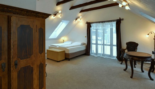 Suite Deluxe, 1 habitación, bañera de hidromasaje, vistas al jardín