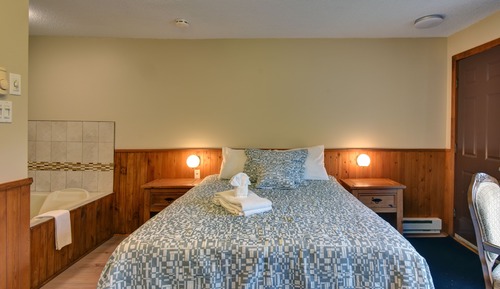Habitación superior, 1 cama de matrimonio, bañera de hidromasaje