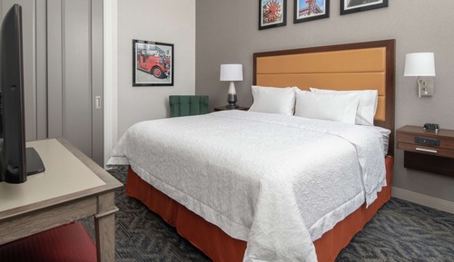 Estudio, 1 cama de matrimonio grande, frigorífico