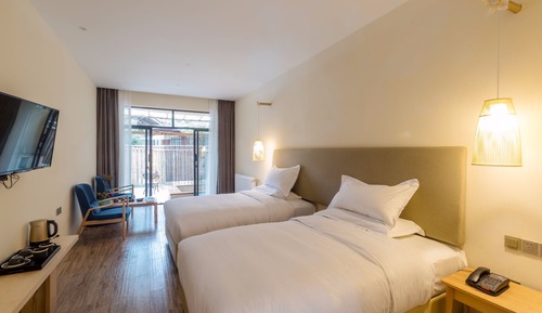 Habitación de diseño, en la zona del patio
