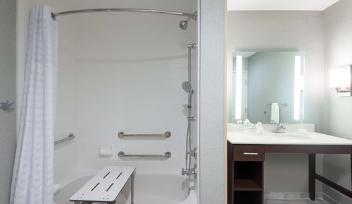Suite, 2 camas de matrimonio, accesible para personas con discapacidad, bañera