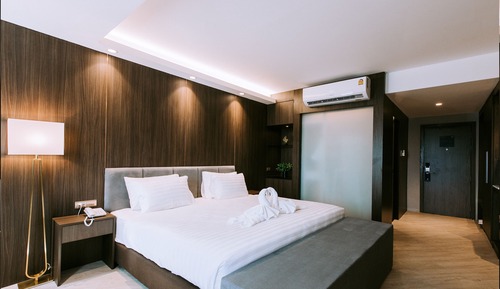 Habitación de luna de miel, bañera de hidromasaje (Grand Deluxe With Jacuzzi)