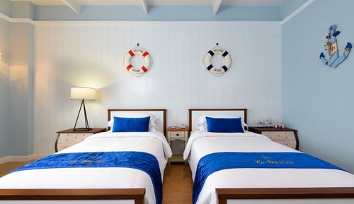 Deluxe Twin Residence
