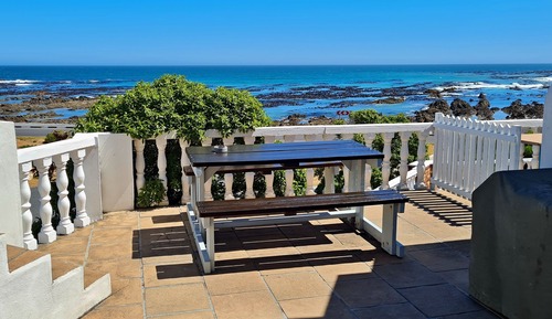 Apartamento familiar, 2 habitaciones, vistas al mar