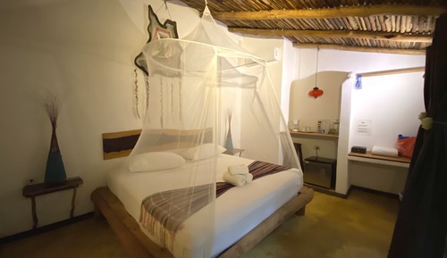 Bungalow Deluxe, 1 cama de matrimonio grande, junto a la piscina