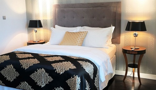 Superior Suite, 2 Bedrooms, 2 Bathrooms (Old town view, 125 m2)