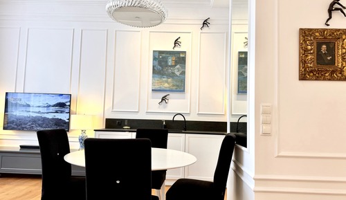 VOTRE Suite, 1 Bedroom (Royal Route View, 62 m2, ul. Królewska 2)