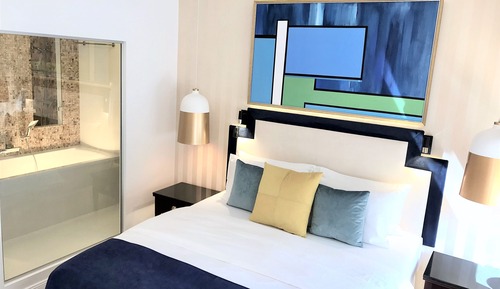 Signature Suite, 3 Bedrooms, 2 Bathrooms (Main Market Square view, 175 m2)