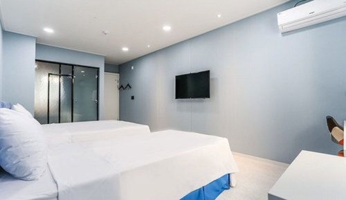 Habitación estándar con 2 camas individuales (Extra Duvet cost KRW 20,000)
