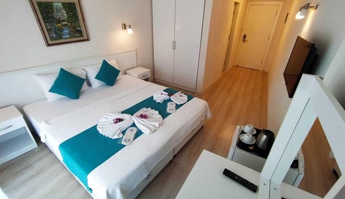 Habitación estándar doble, 1 cama doble o 2 individuales, lanai