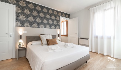 Habitación Deluxe, varias camas, vistas a la ciudad (2)