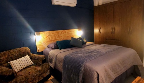 Suite estudio City, 1 cama de matrimonio con sofá cama, baño privado, vistas al jardín