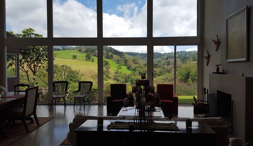 Casa panorámica, 2 habitaciones, vistas a la montaña, junto a la montaña