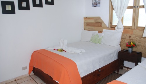Habitación cuádruple estándar, 2 camas dobles