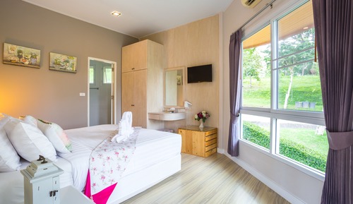 Paradise Home 1