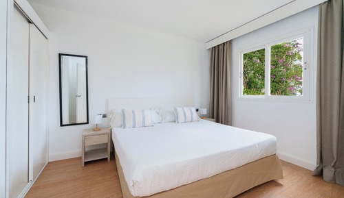 Apartamento, 1 habitación, balcón, vistas parciales al mar (2 adults+ 1 child)