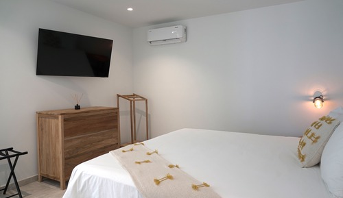 Apartamento Premium, 1 habitación, cocina, vistas a la piscina