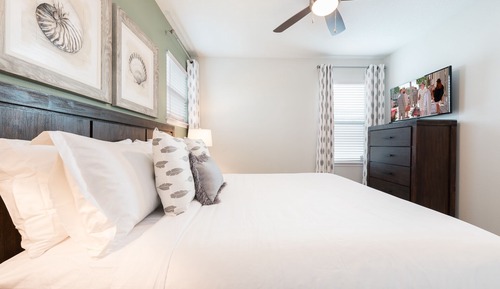 Encore Resort 5 Bedroom Vacation Home with Pool (2100)