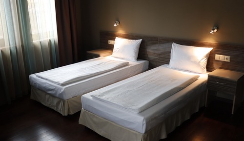 Habitación Confort con 1 cama doble o 2 individuales, no fumadores, vistas a la ciudad