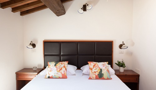 Apartamento, 2 habitaciones, entresuelo