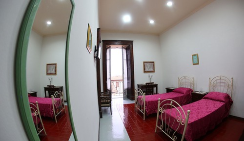 Habitación estándar con 2 camas individuales, balcón (Blu)