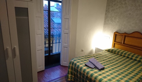 Apartamento, baño privado (2)