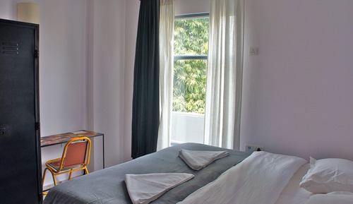 Habitación estándar con 1 cama doble o 2 individuales