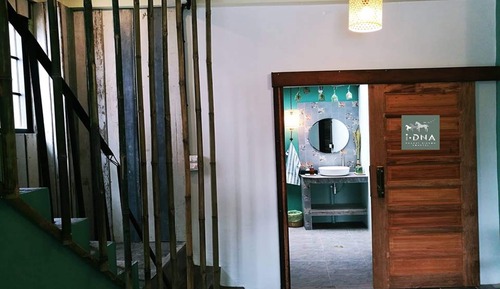 Standard Twin Room with Shared Bathroom 