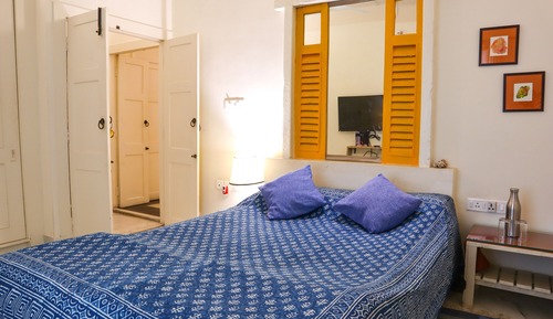 Queen Room	