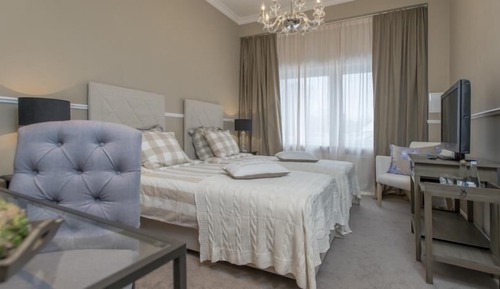 Habitación clásica con 2 camas individuales