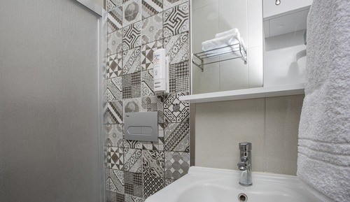 Habitación estándar con 1 cama doble o 2 individuales