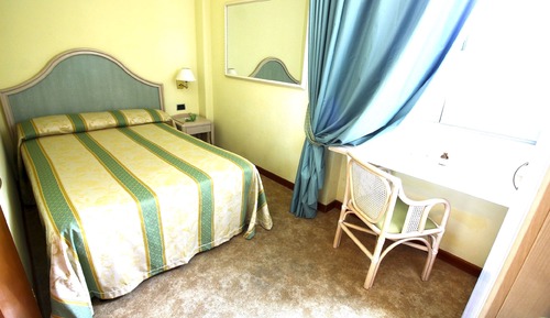 Habitación individual clásica