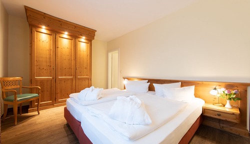 Habitación estándar con 1 cama doble o 2 individuales