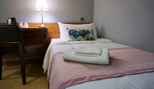 Habitación individual superior (No window)