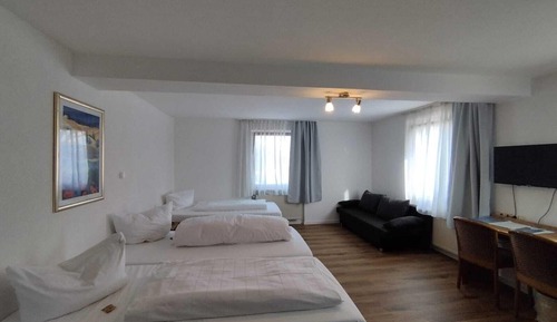 Habitación triple estándar, baño privado