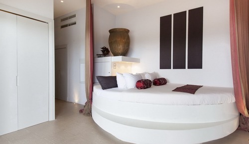 Villa (4 Bedrooms)