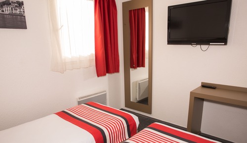 Habitación clásica con 2 camas individuales