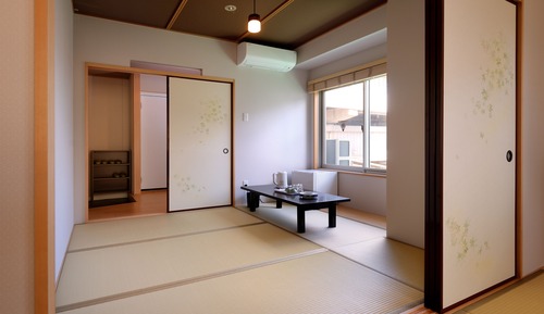 Habitación familiar, fumadores (Main Building, Japanese Style)