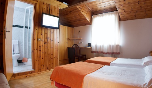 Habitación con 1 cama doble o 2 individuales