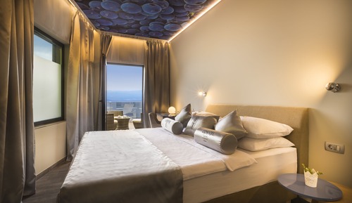 Dúplex superior, 2 habitaciones, balcón