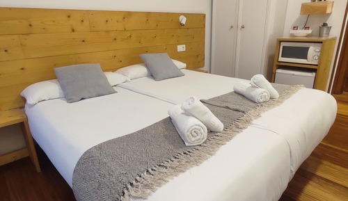 Habitación doble superior, balcón, junto a la playa