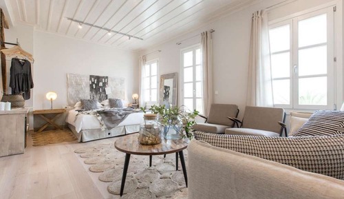 Queen Room, Sea View (2nd Floor)