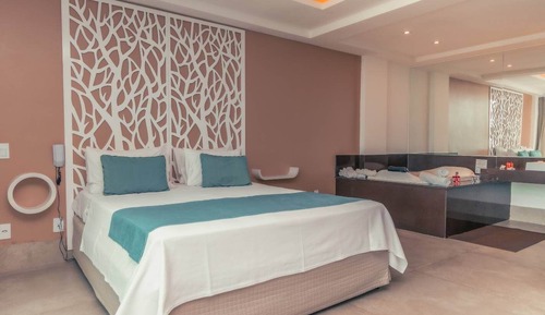 Suite Luxo Hidro Frente Mar