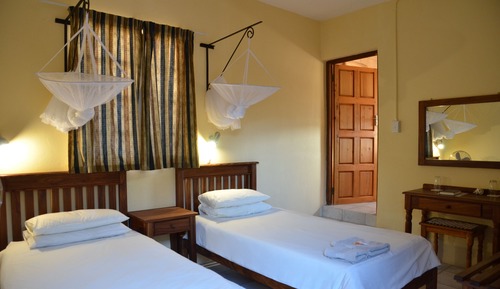 Habitación familiar (2 Adults, 3 Children)
