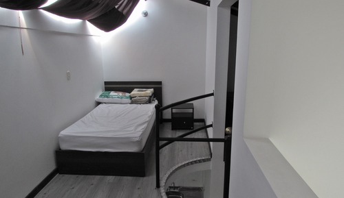 Apartamento familiar, 3 habitaciones, cocina básica