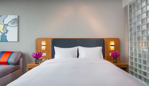 Habitación estándar, 1 cama de matrimonio grande (High Floor)