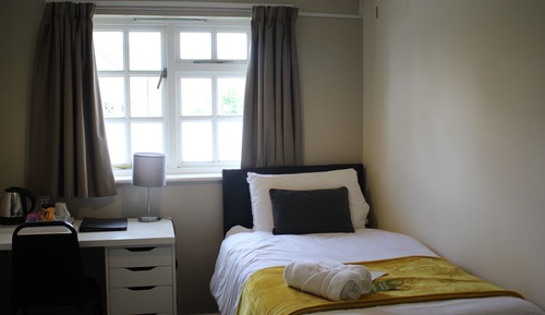 Habitación individual, baño privado