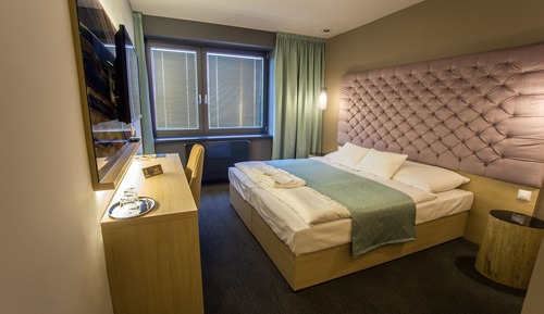 Habitación estándar con 1 cama doble o 2 individuales